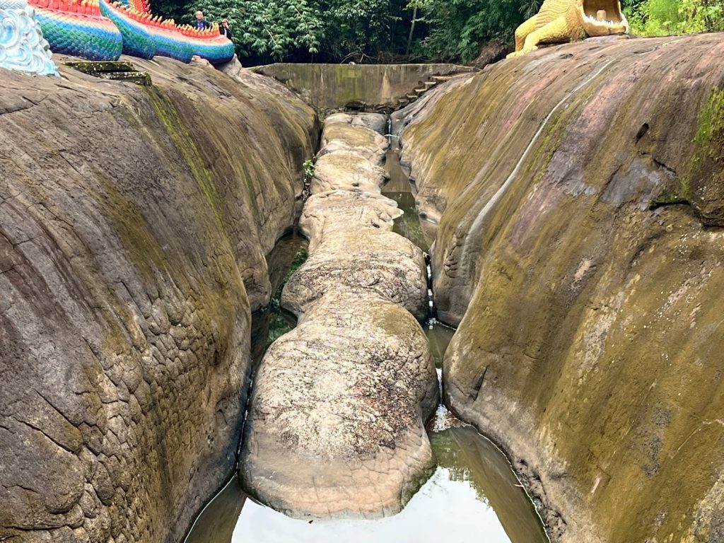 สำนักสงฆ์ห้วยหินแหบ